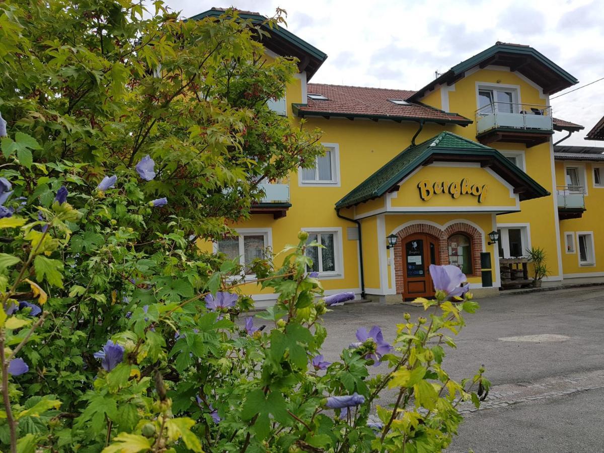 Pension Baumgartner-Berghof Obernberg am Inn ภายนอก รูปภาพ
