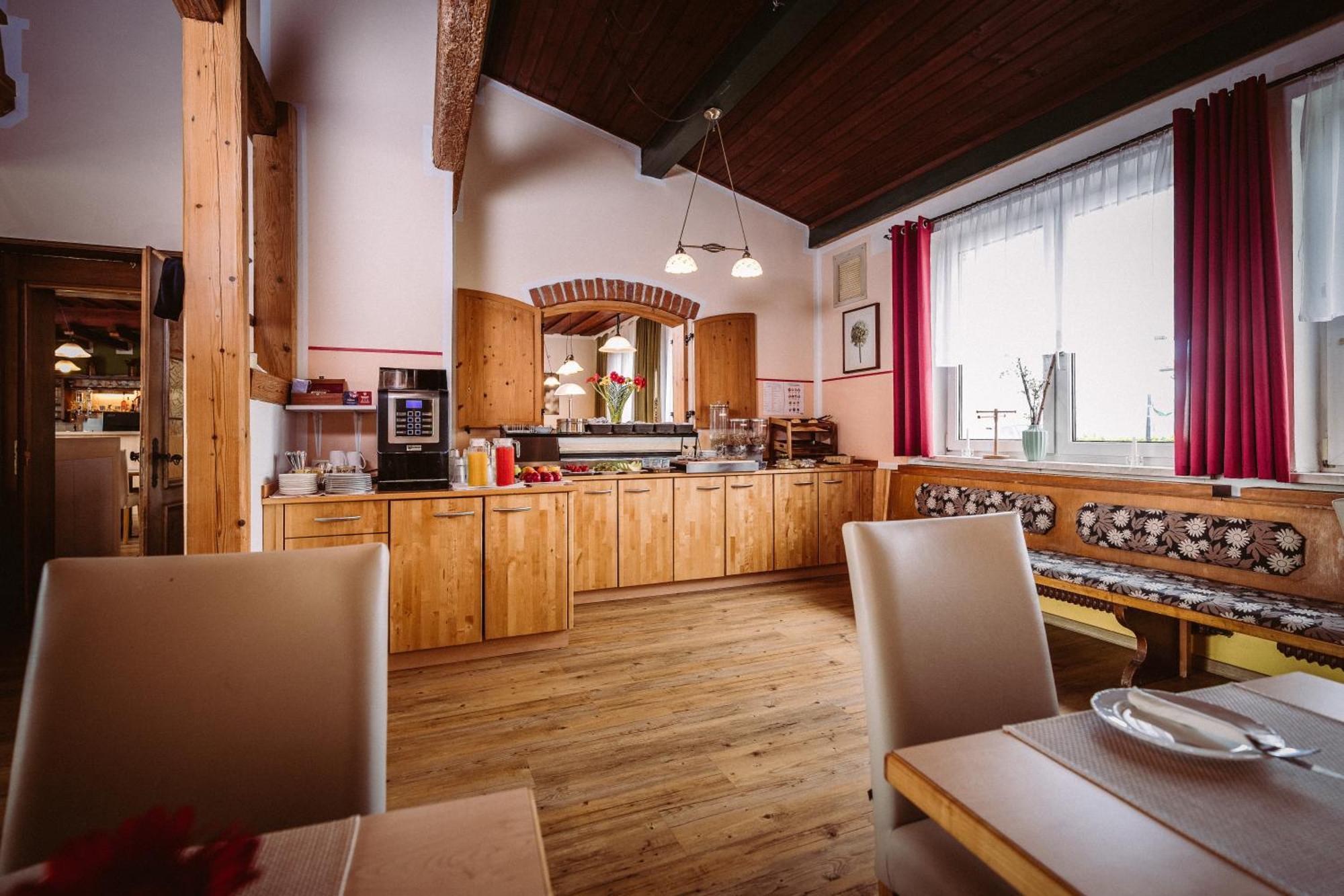 Pension Baumgartner-Berghof Obernberg am Inn ภายนอก รูปภาพ